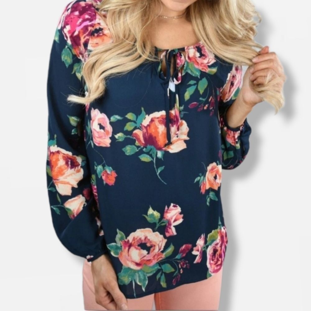 ✅️ Everly Floral Semi Sheer Blouse | Size Large | Keyhole Cutout | Beautiful